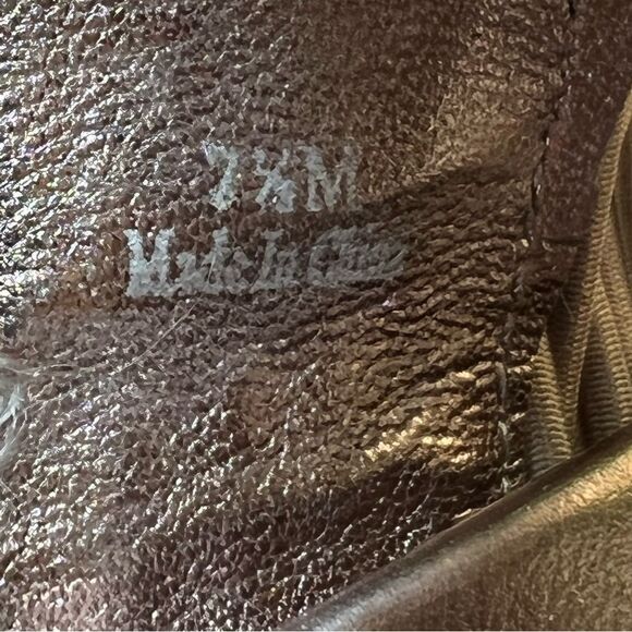 Kenneth Cole Reaction Pewter Heels Size 7.5 women - Picture 16 of 16